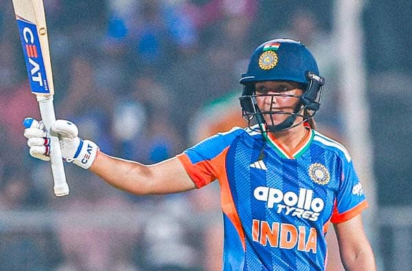 Harmanpreet Kaur Becomes Leading Run-Scorer as Captain in Women’s T20Is Harmanpreet Kaur Tops WT20I Runs as Captain List